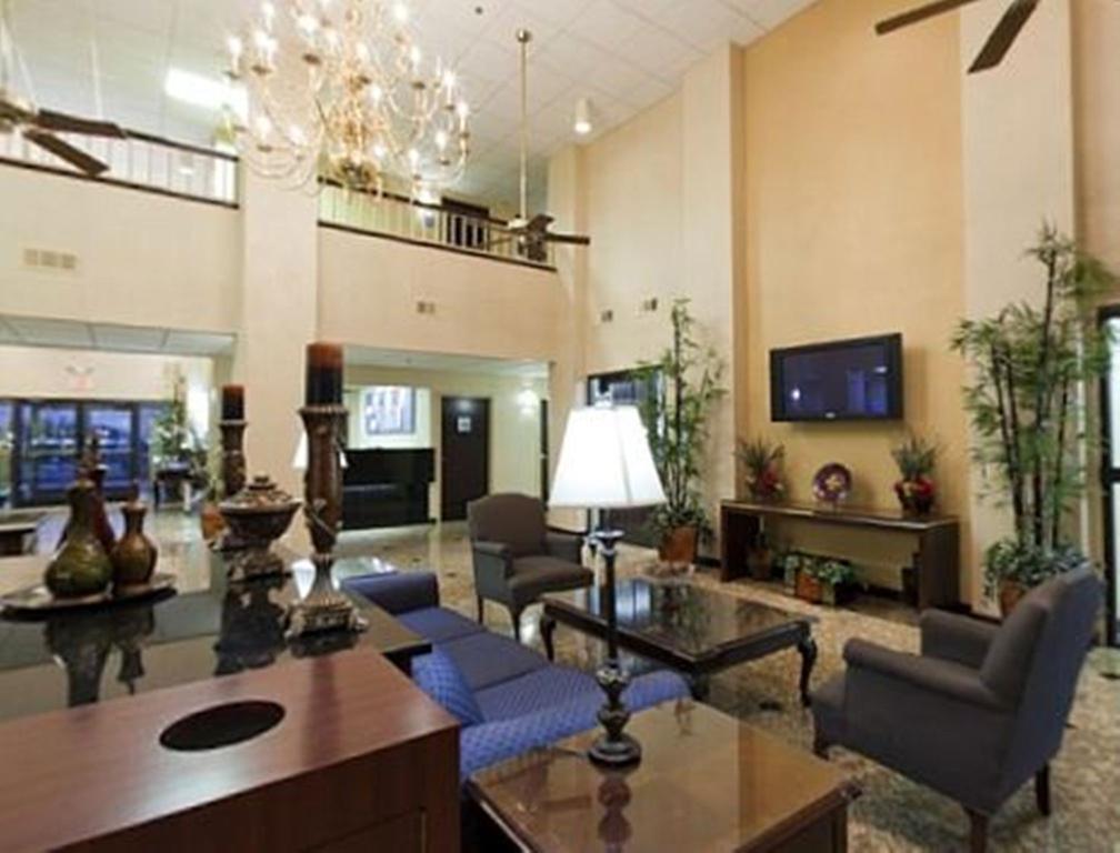 Southaven Inn Express - Memphis International Airport/Graceland Exterior photo