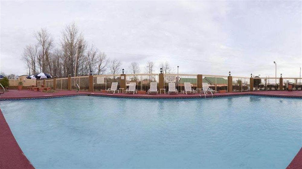 Southaven Inn Express - Memphis International Airport/Graceland Exterior photo